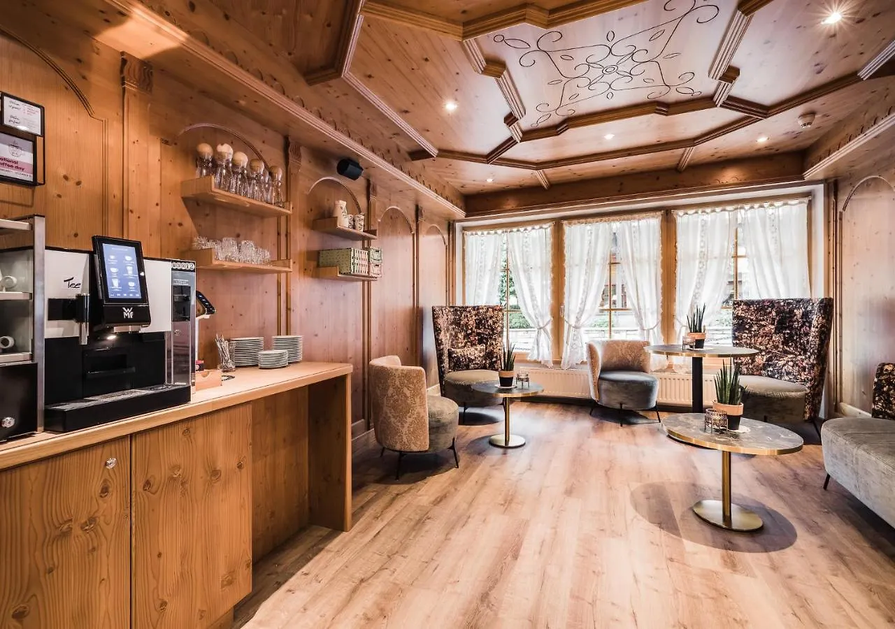Andre Arnold - Boutique Pension Sölden 3*,  Avusturya