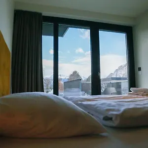 Hotel apartamentowy Blackhome East I Contactless Check-in ***